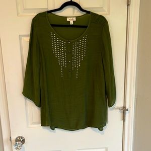 🍁 Perfect for Fall 🍁 Olive green blouse/tunic 1X from the Dress Barn!